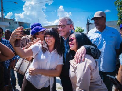 Gonzalo Castillo recorre Puerto Plata y plantea dos presas para la provincia