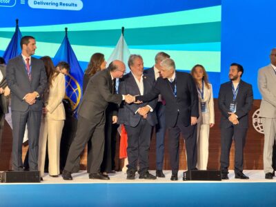 Eduardo Estrella expone ante representantes de más de 17 países la inversión dominicana en obras para fortalecer la conectividad