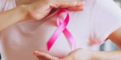 Entre carreras, maternidad y proyectos: el cáncer de mama en mujeres jóvenes