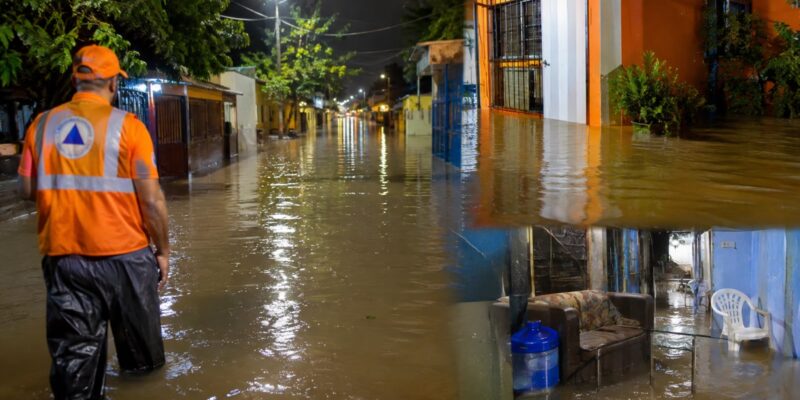Inundaciones afectan alrededor de 150 viviendas en sectores de Santiago tras fuertes lluvias