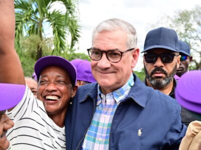 Gonzalo recorre siete localidades de Hato Mayor y reafirma que gobernar es resolver