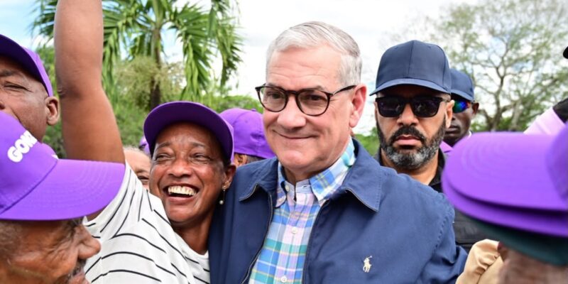 Gonzalo recorre siete localidades de Hato Mayor y reafirma que gobernar es resolver